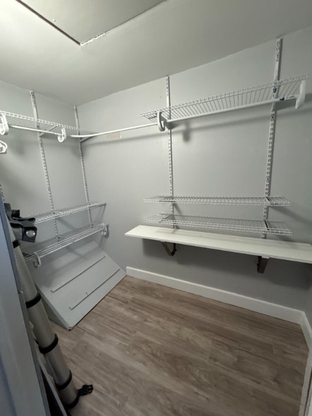 Building Photo - 115 Grant Ave