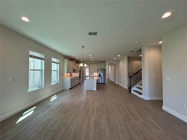 Building Photo - 16119 Skysail St