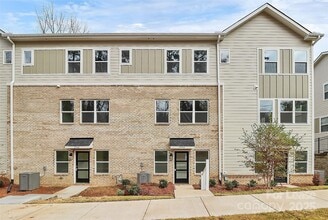 Building Photo - 3940 Hager Dr