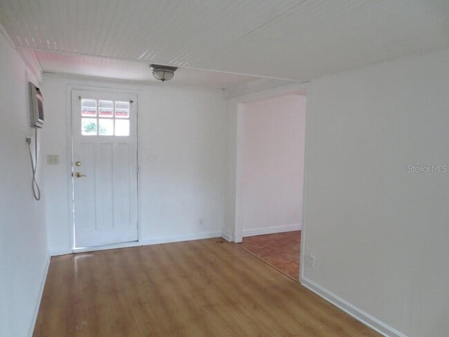Building Photo - 6004 N Suwanee Ave