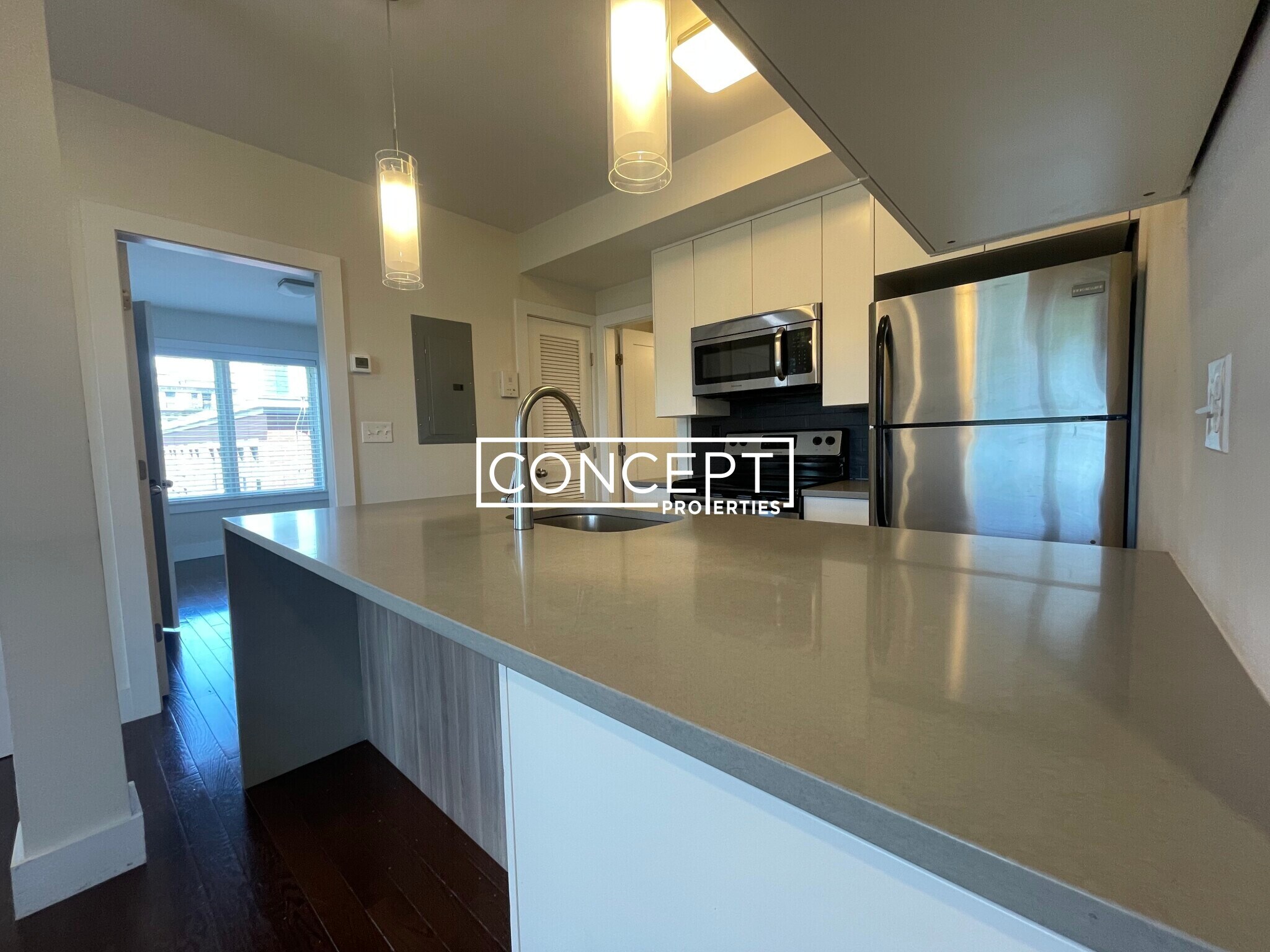 Building Photo - 659 Massachusetts Ave