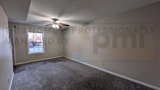 Building Photo - 284 Raleigh Dr