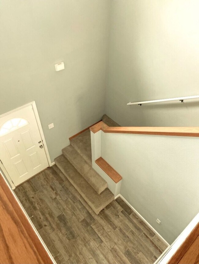 Building Photo - Italian Estates Property Management