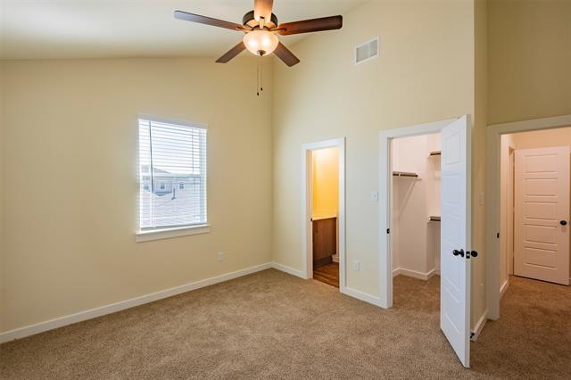 Building Photo - 643 Wheatfield Dr