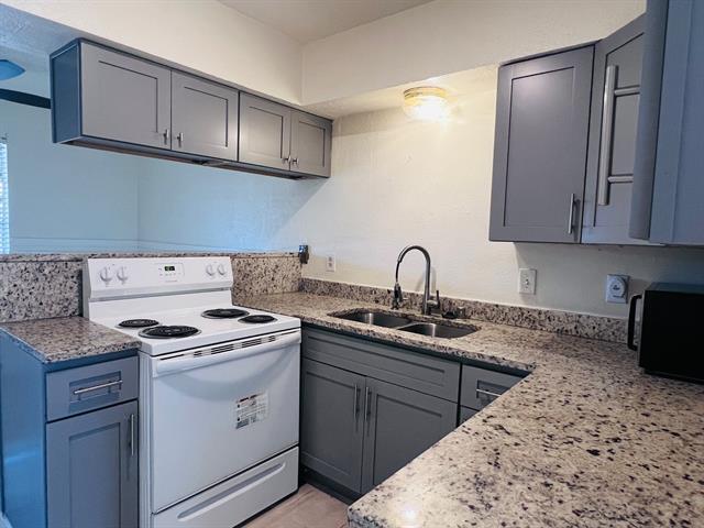 Building Photo - 4811 Rollingwood Ct