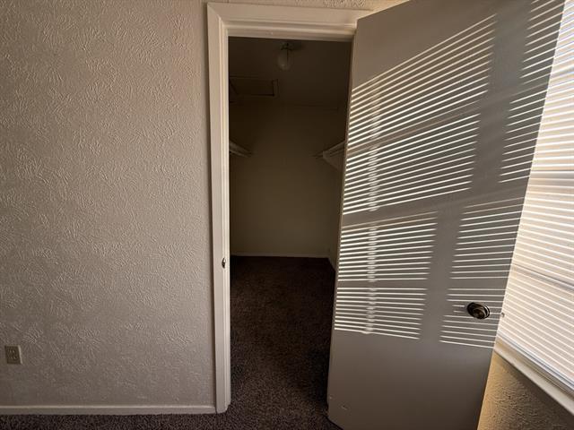 Building Photo - 1021 Pleasant Valley Ln