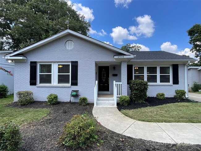 Primary Photo - 2014 Eastway Dr
