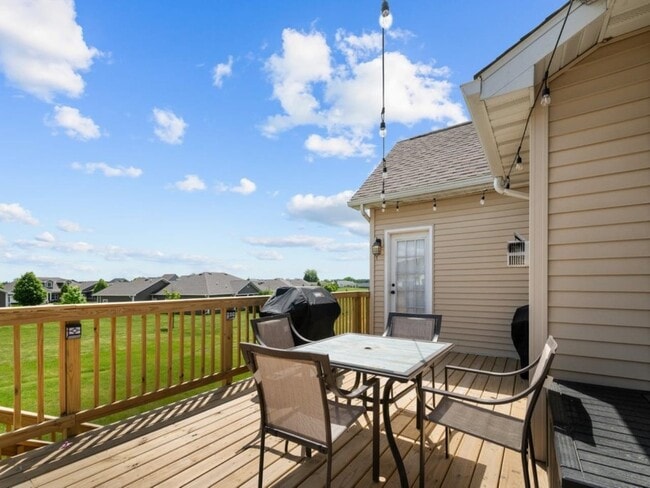 Building Photo - 67 Cobblestone Ln