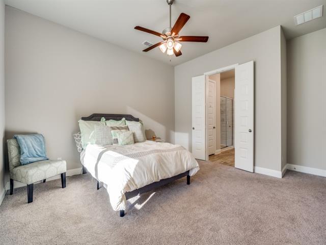 Building Photo - 1913 Renwick Dr