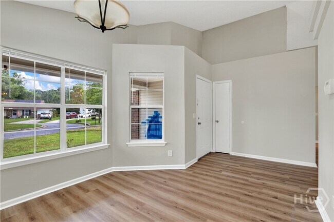 Building Photo - 900 Osprey Dr