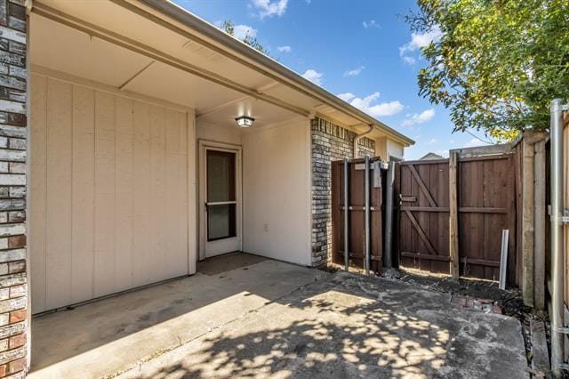 Building Photo - 2015 Falcon Ridge Dr