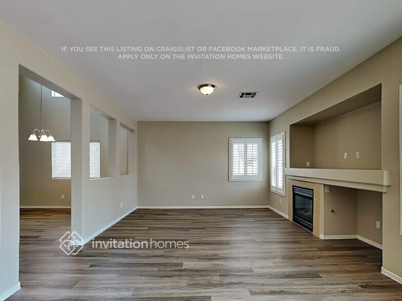 Building Photo - 1637 Rising Pebble Ct