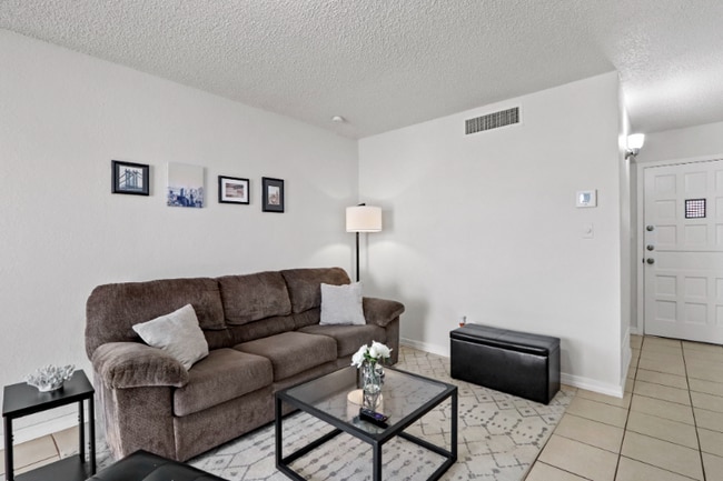 Building Photo - 6923 Alto Rey Ave