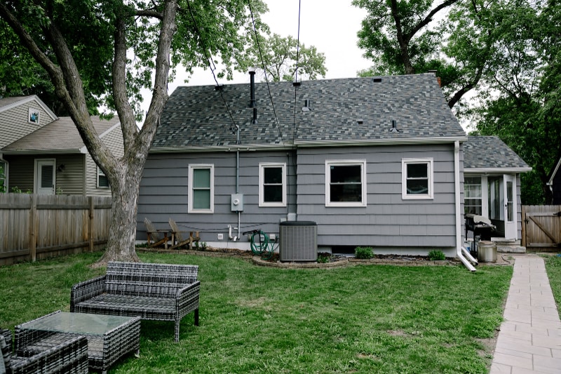 Building Photo - 6628 Russell Ave S