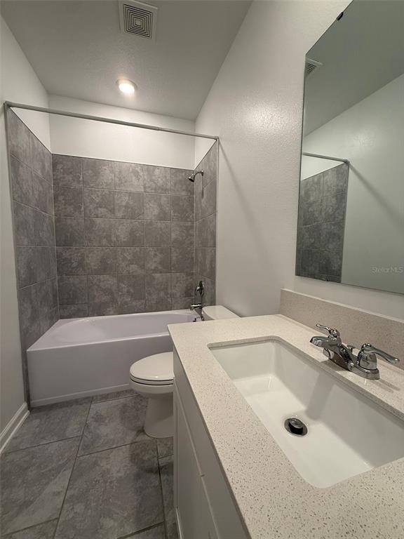 Building Photo - 3266 Laurent Lp
