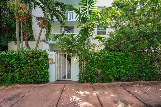 Building Photo - 301 Jefferson Ave