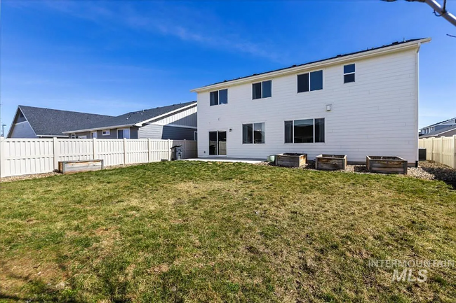 Building Photo - 2065 N Sombrero Ave