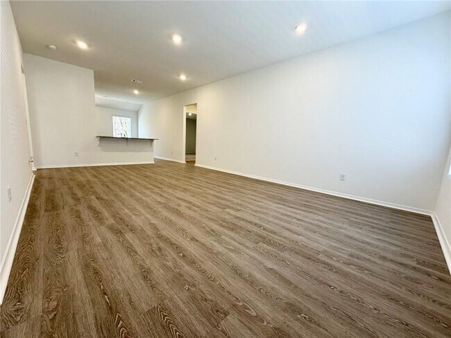 Building Photo - 3705 N Carmine Dr