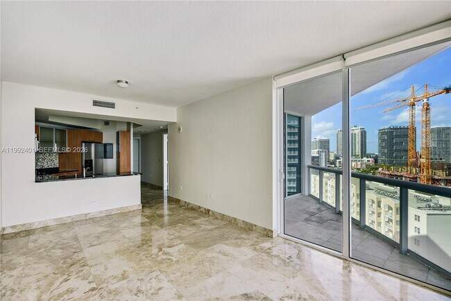 Building Photo - 480 NE 30th St