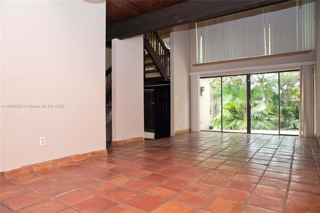 Building Photo - 19216 NE 25th Ave