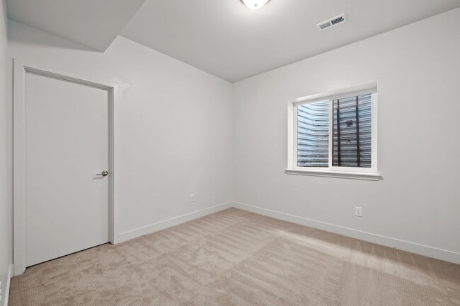 Building Photo - 3448 W 36th Ave