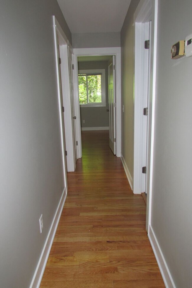 Building Photo - 6405 Alison Ln