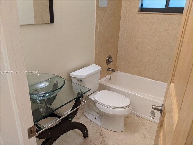 Building Photo - 210 SW 8th St