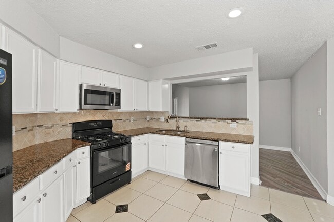 Building Photo - 4219 Prairie Meadow Dr