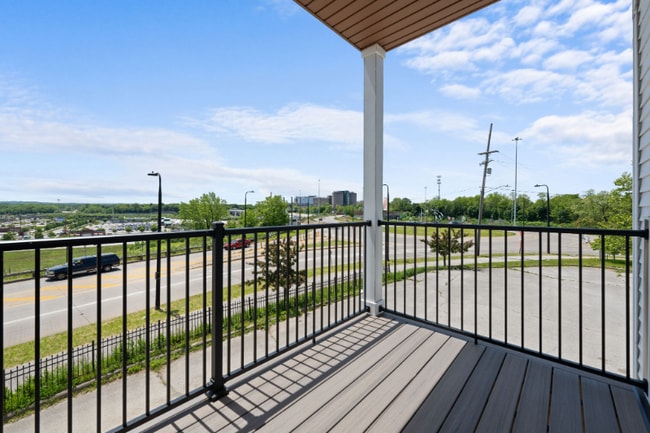 Building Photo - 1295 Holmden Ave