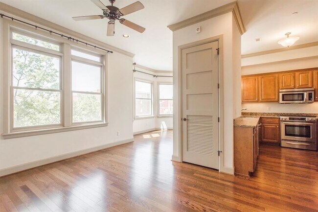 Building Photo - 226 Russell M.Perry Ave