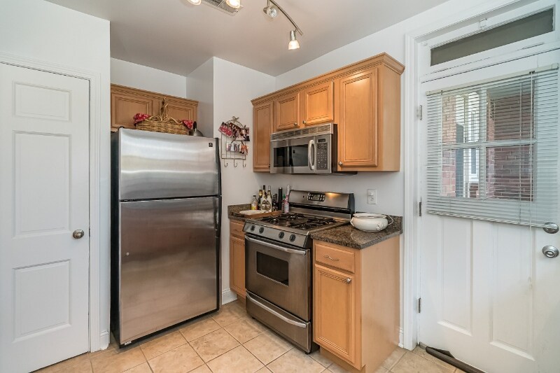 Building Photo - 7506 Cromwell Dr