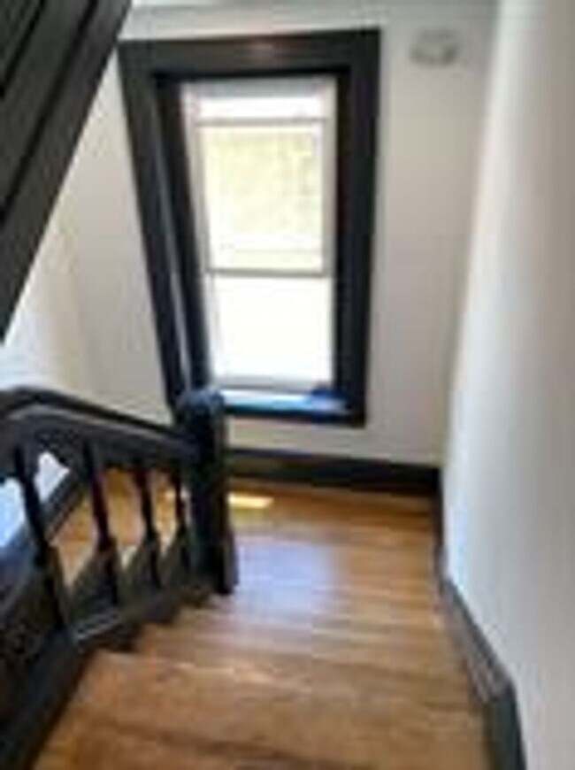 Building Photo - Merchants Lofts VI
