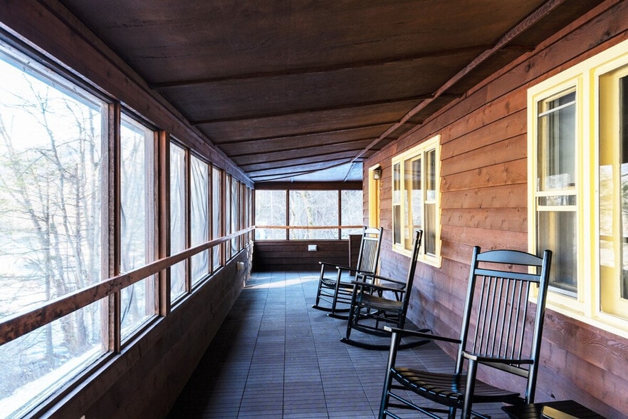 Building Photo - 90 Faulkner Rd