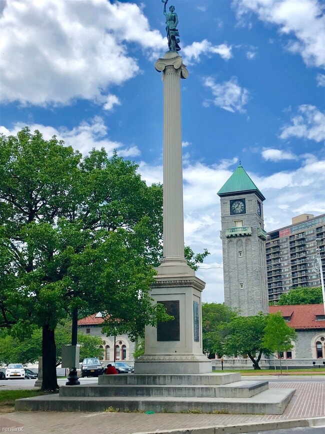 Building Photo - 1210 N Calvert St