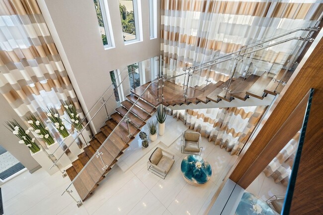 Building Photo - 3730 N Ocean Dr