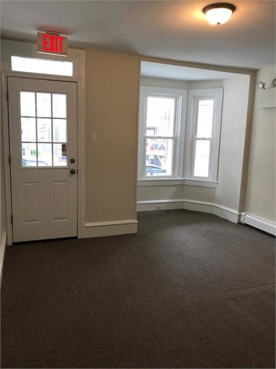 Primary Photo - 324 E King St