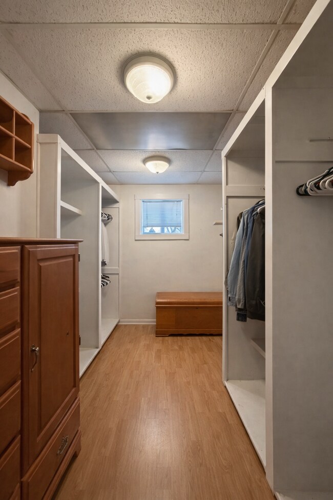 Building Photo - 1806 Black River Rd