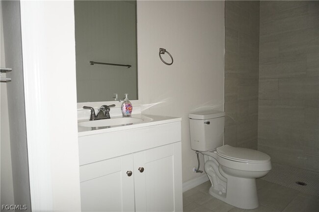 Building Photo - 4351 Country Club Blvd