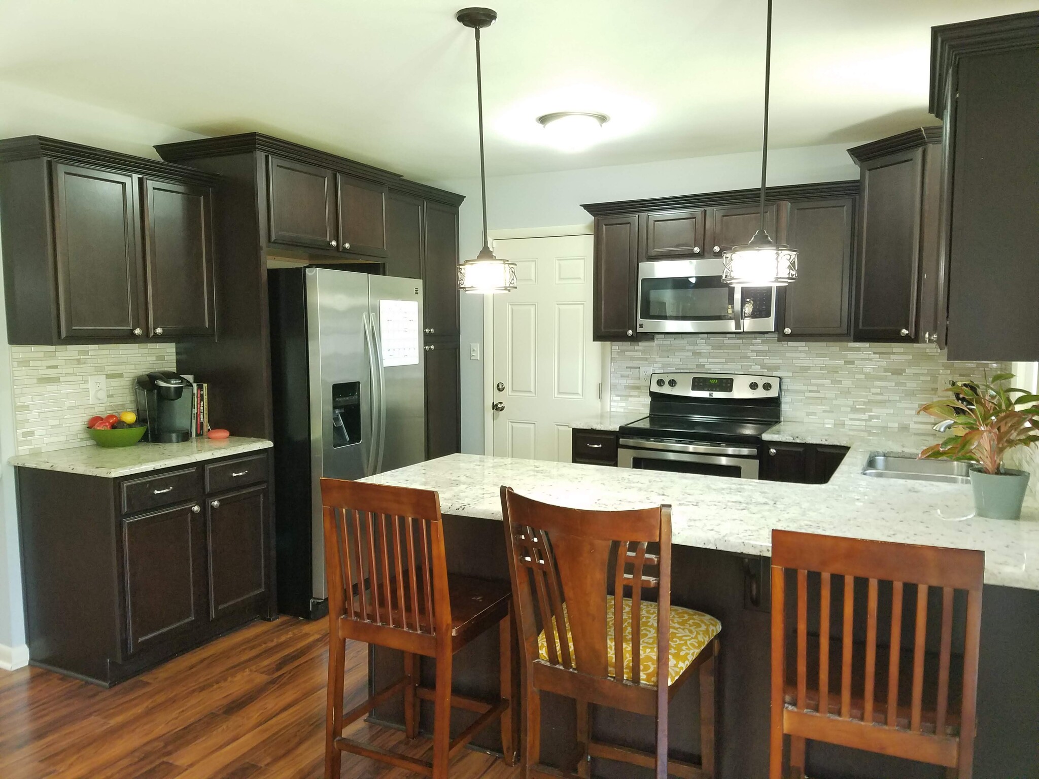 Kitchen - 2016 Lakemeadow Dr