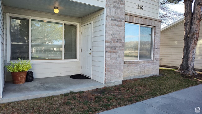 Building Photo - 1196 E 6600 S