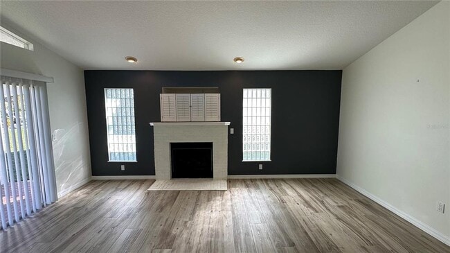 Building Photo - 1502 N Daytona Ave