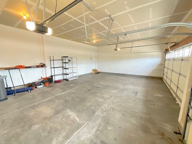 Building Photo - 12354 Pine Valley Cir