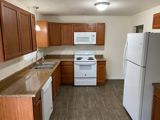 Building Photo - Government Way Triplex