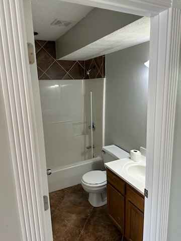 Building Photo - 168 S Killarney Ln