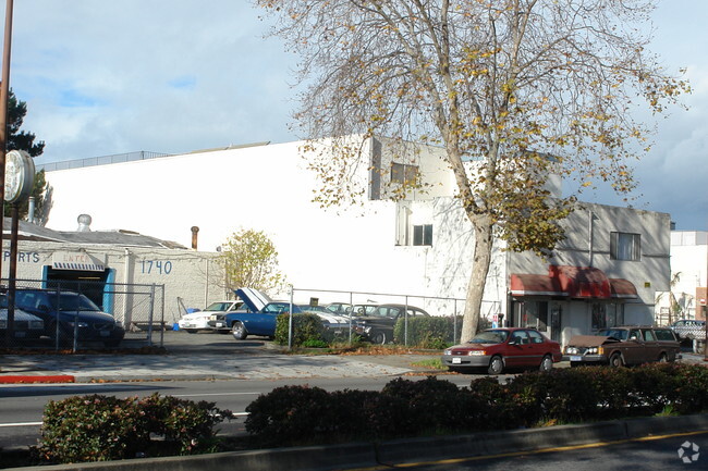 Building Photo - 1732 San Pablo Ave