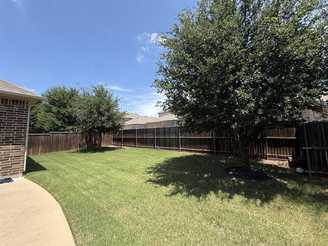 Building Photo - 4245 Brookstone Dr