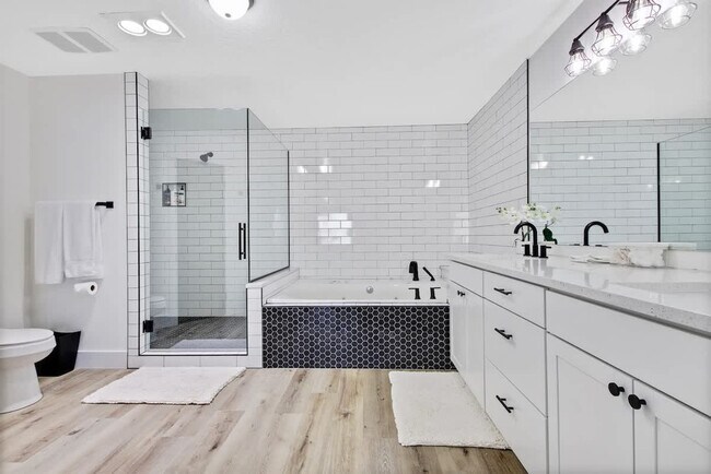 Building Photo - 4611 S Merrivale Pl