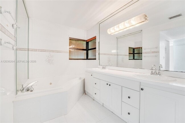 Building Photo - 15241 SW 150th St