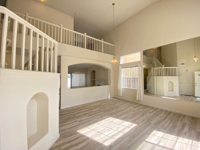 Building Photo - 24962 Plum Tree St