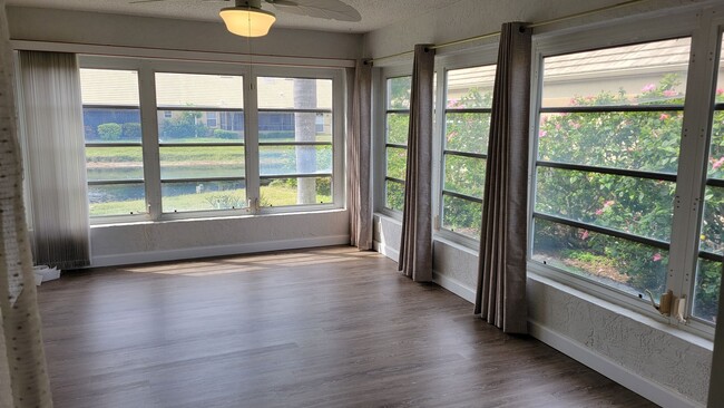 Building Photo - Annual UNfurnished renovated 2/2 villa in ...